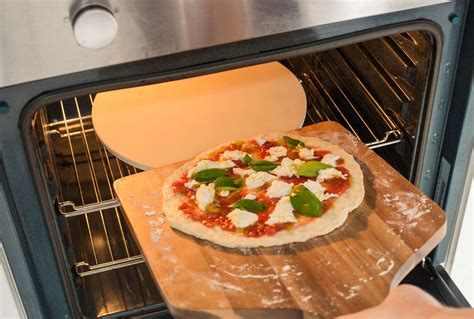 How to Cook a Pizza on a Pizza Stone